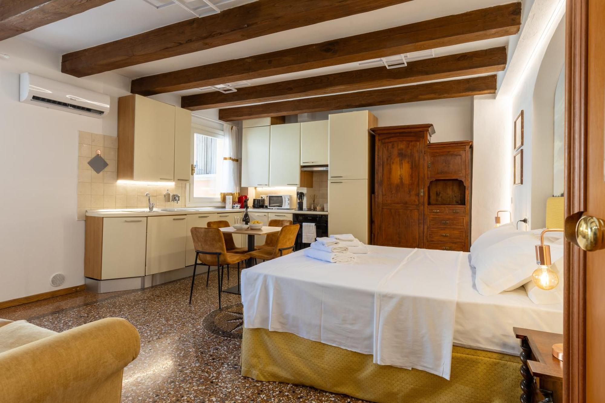 Frassinago Deluxe Suites-Bolognarooms Exteriör bild