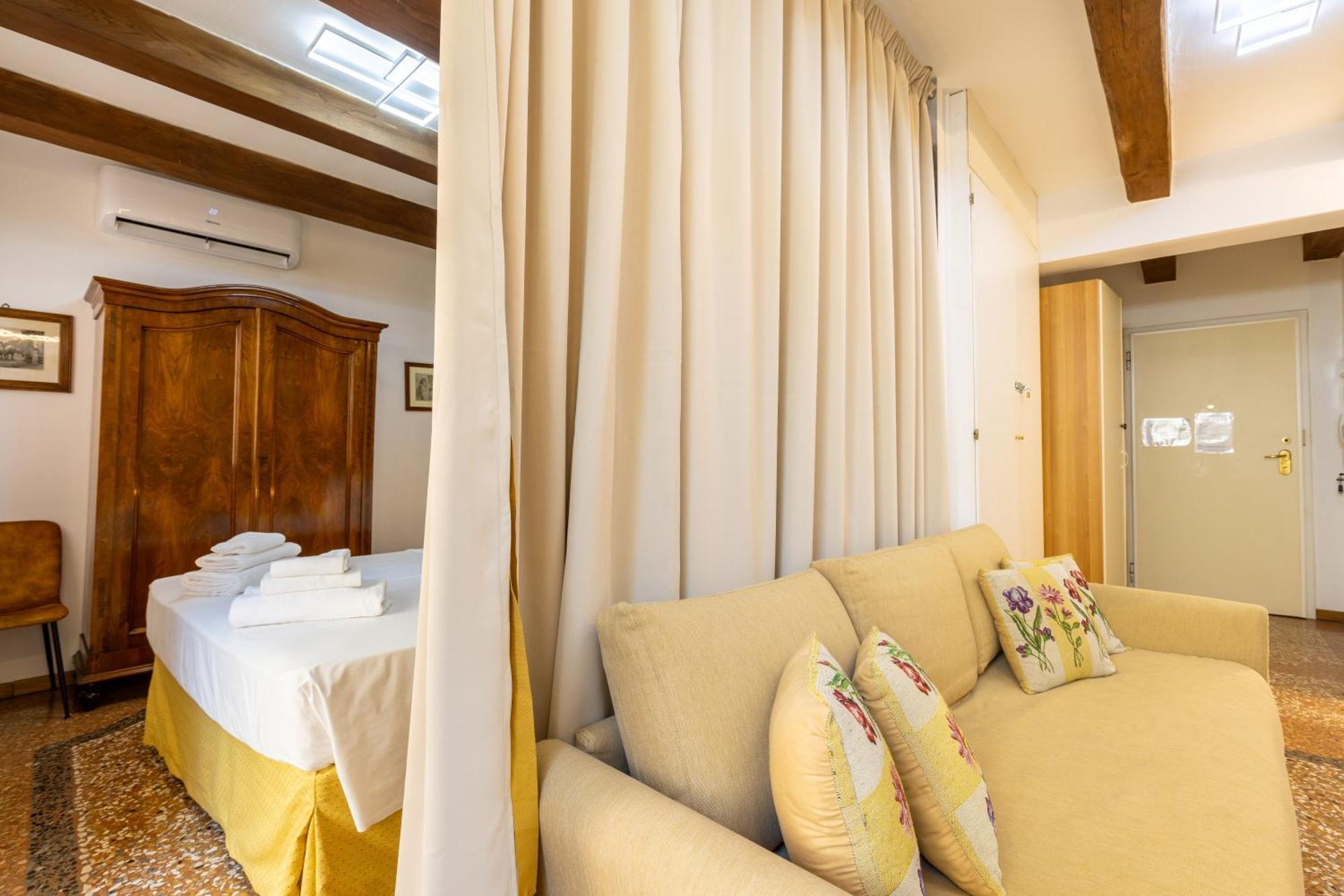Frassinago Deluxe Suites-Bolognarooms Exteriör bild