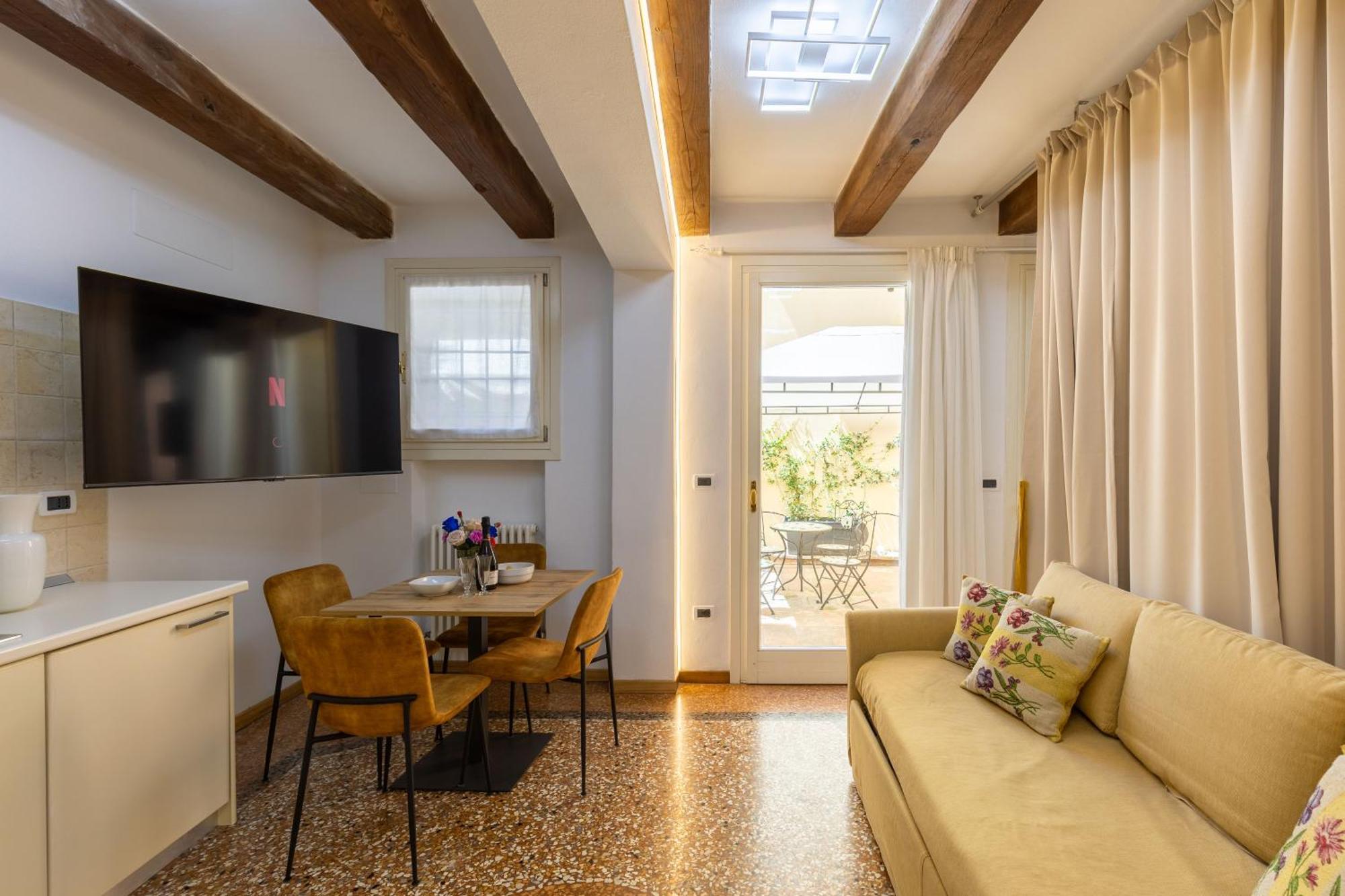 Frassinago Deluxe Suites-Bolognarooms Exteriör bild