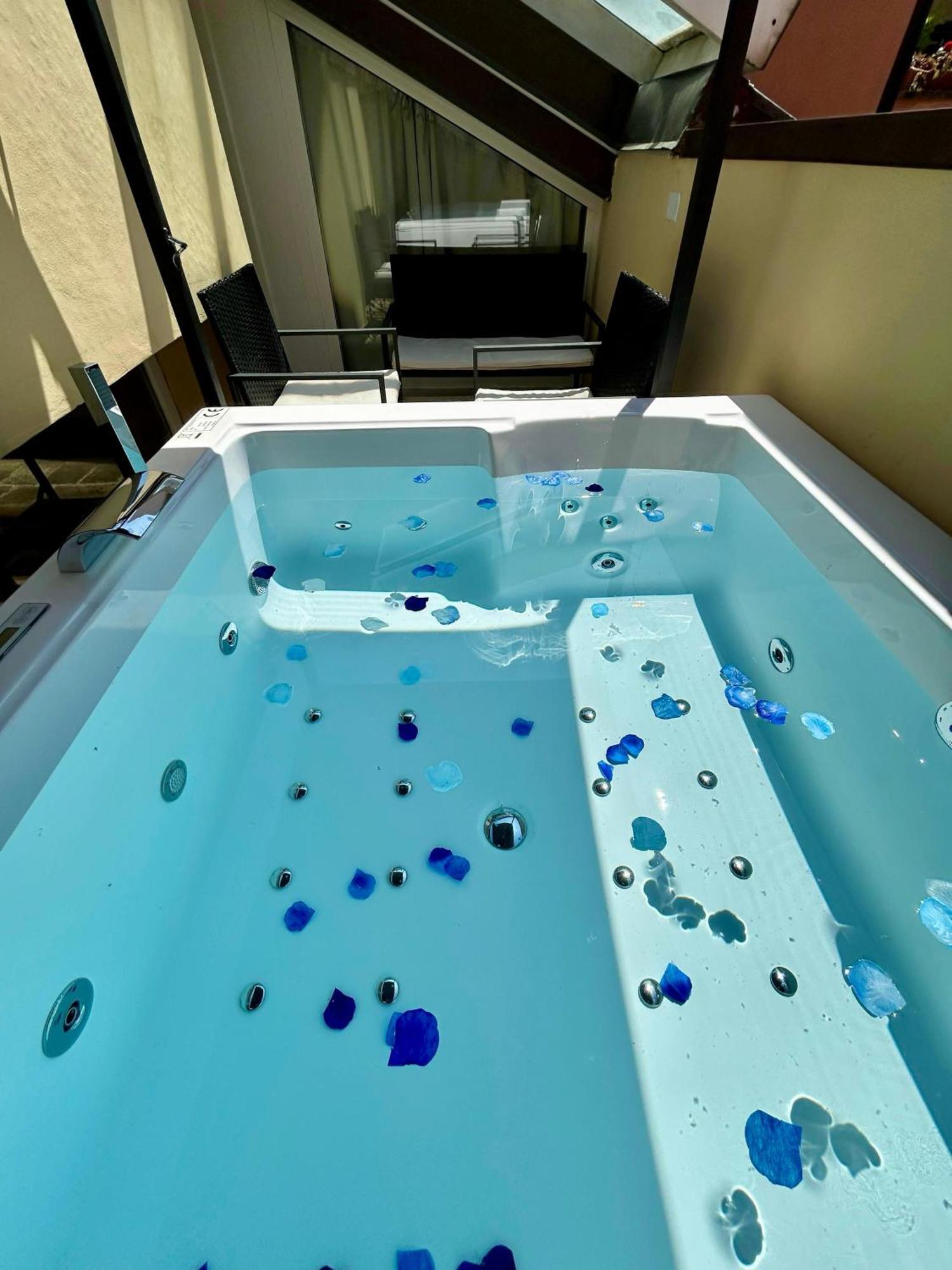 Frassinago Deluxe Suites-Bolognarooms Exteriör bild
