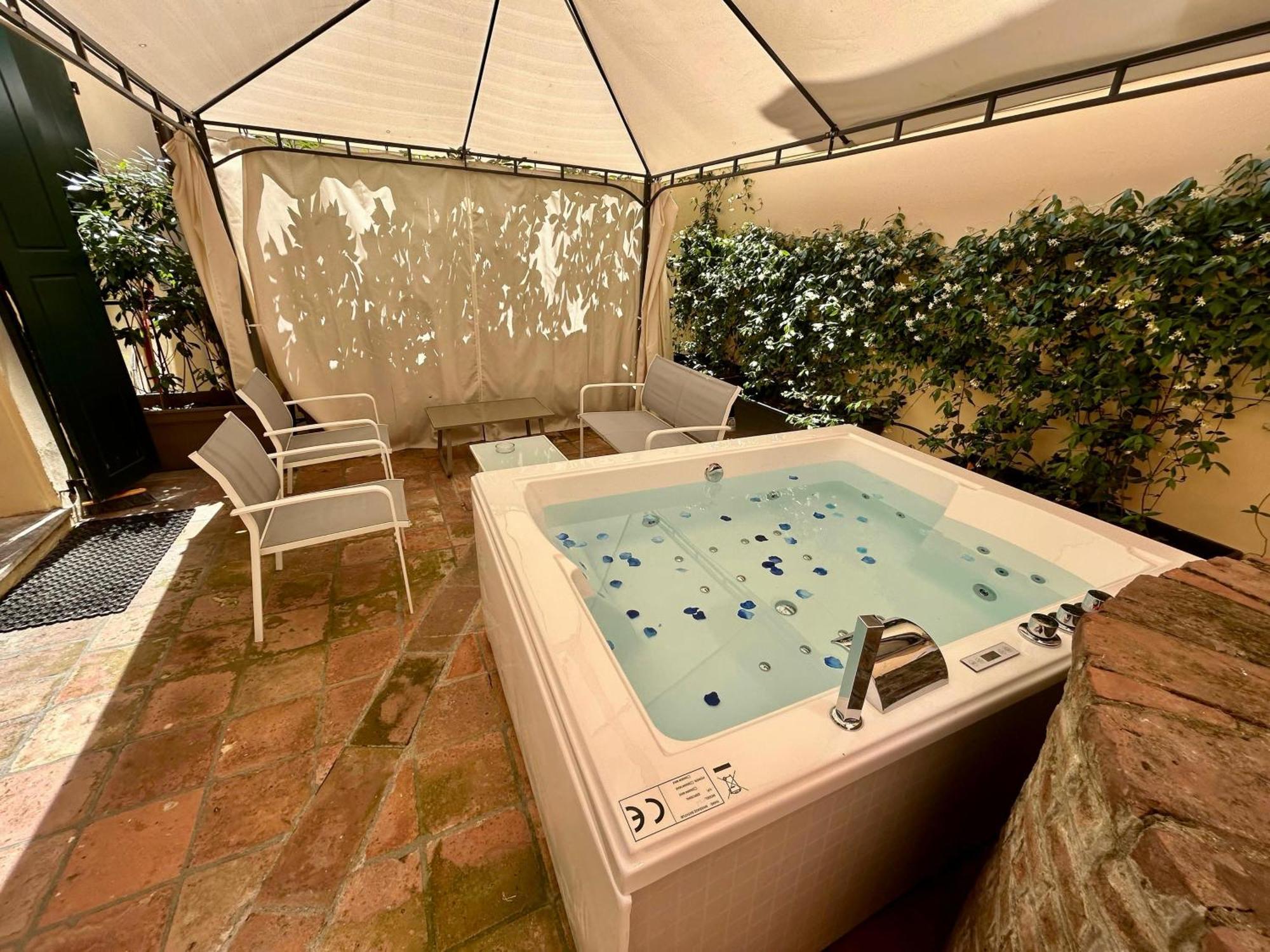Frassinago Deluxe Suites-Bolognarooms Exteriör bild